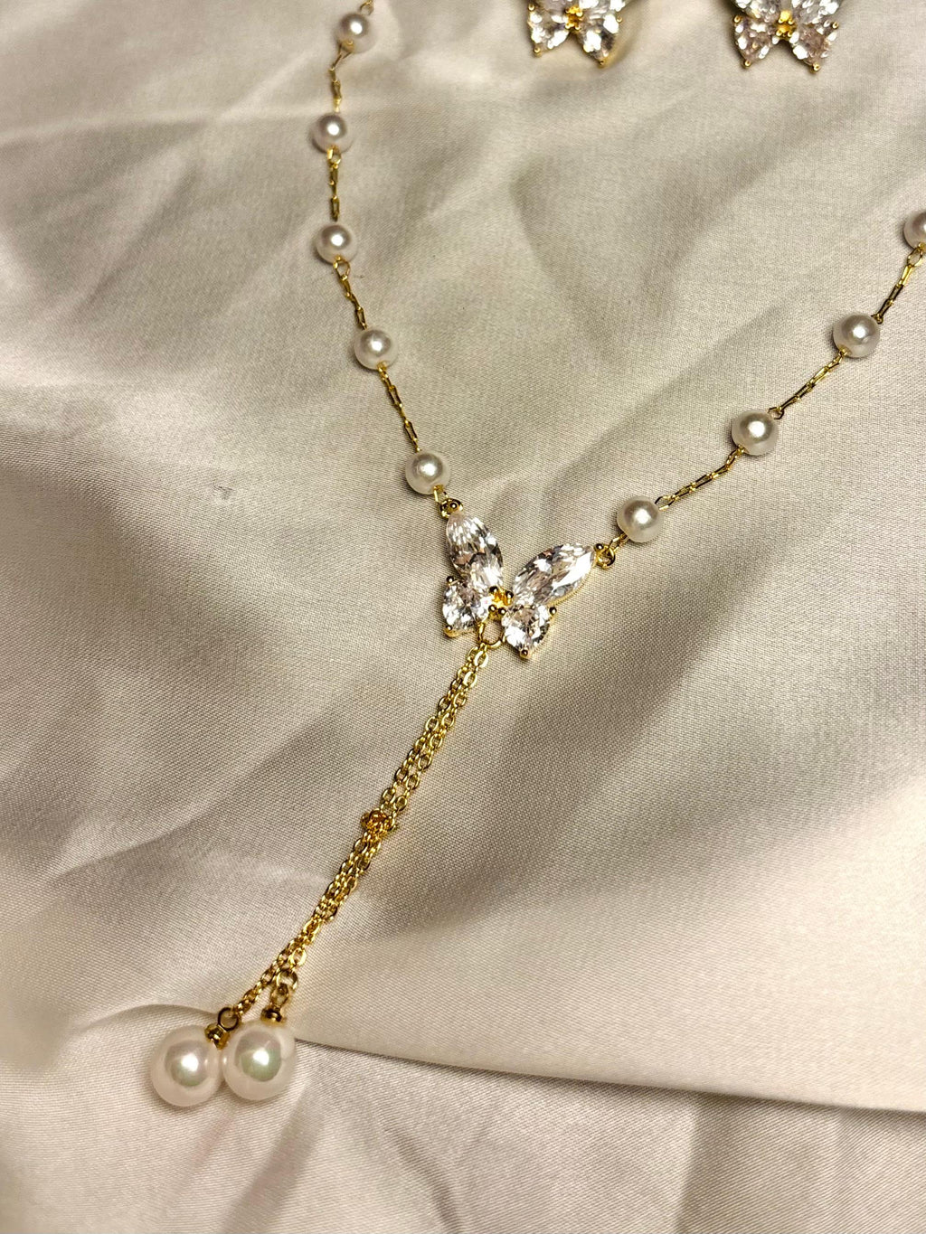 Premium Butterfly Pearl Jewelery Set