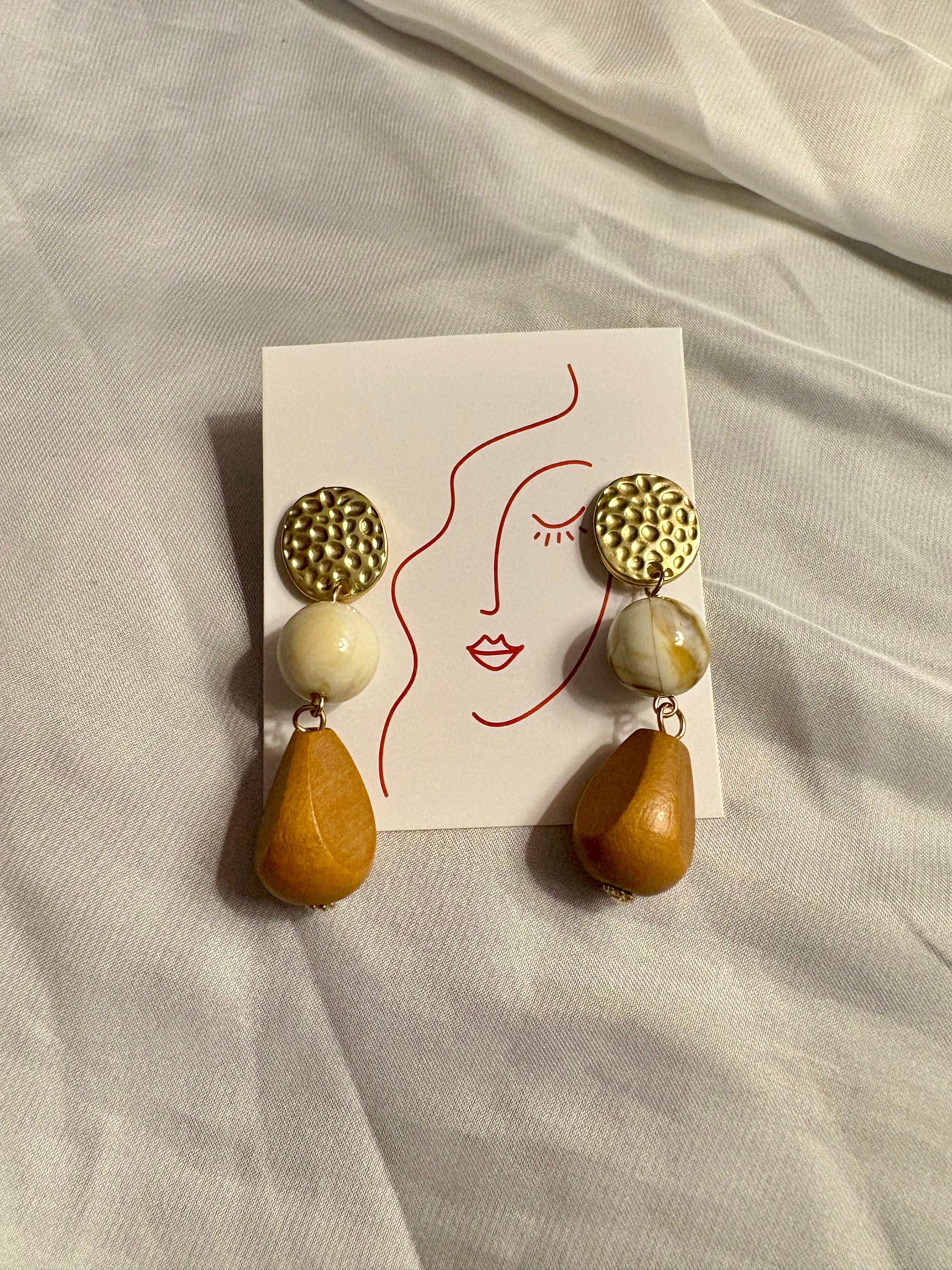 Marina Glow White Stone Earrings