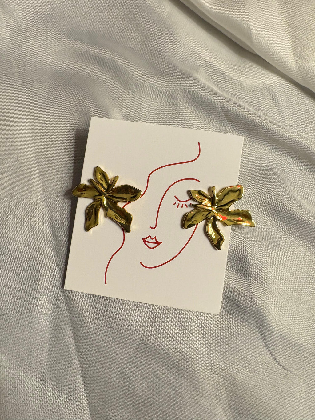 Fleur D'or Earrings