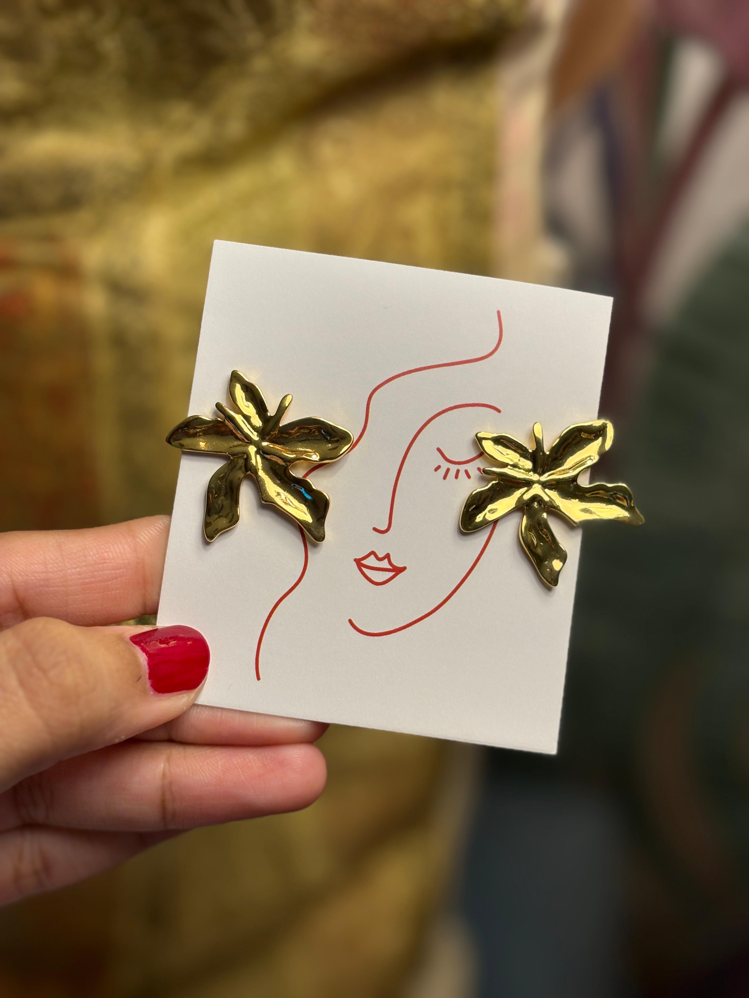 Fleur D'or Earrings